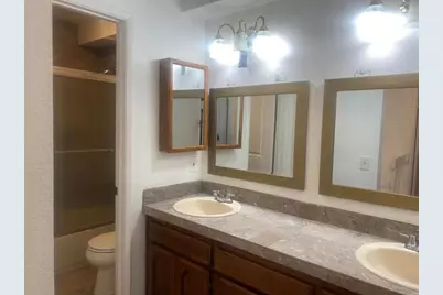 390 E Madison #E, El Cajon, CA 92020 - Photo 15