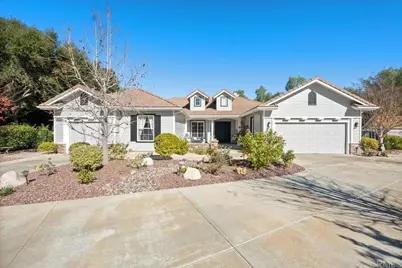 1089 Inverlochy Drive, Fallbrook, CA 92028 - Photo 1
