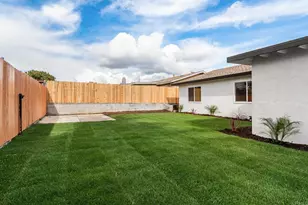 4949 Luna Dr, Oceanside, CA 92057 - Photo 23