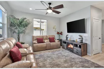 4146 Mission Tree Way, Oceanside, CA 92057 - Photo 17