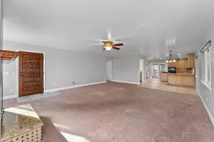 901 S Live Oak Park Rd, Fallbrook, CA 92028 - Photo 31