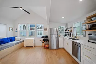 1624 N Coast Hwy, Encinitas, CA 92024 - Photo 1