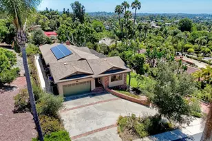 338 Skyline Dr, Vista, CA 92084 - Photo 3