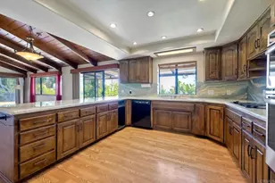 338 Skyline Dr, Vista, CA 92084 - Photo 21