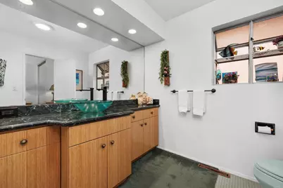 828 Hygeia Avenue, Encinitas, CA 92024 - Photo 17