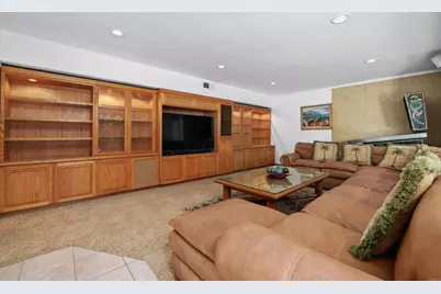 828 Hygeia Avenue, Encinitas, CA 92024 - Photo 23