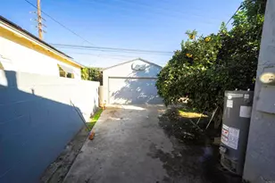 7513 Pivot St, Downey, CA 90241 - Photo 11