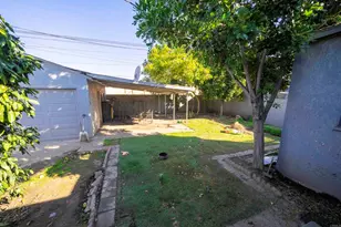 7513 Pivot St, Downey, CA 90241 - Photo 9