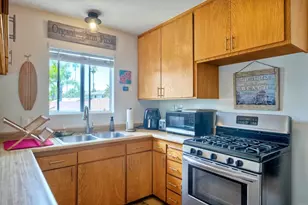 1080 Buena Pl, Carlsbad, CA 92008 - Photo 17