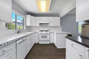 1001 Ontario St, Escondido, CA 92025 - Photo 17
