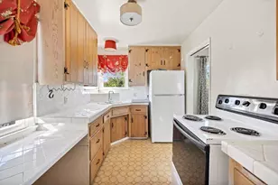 1124 E Campus Way, Hemet, CA 92543 - Photo 9