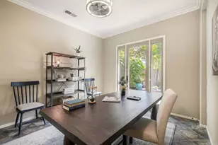 1701 Hilo Dr, Vista, CA 92081 - Photo 9