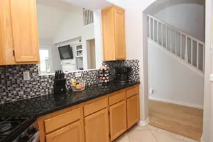 445 Poets Square, Fallbrook, CA 92028 - Photo 9