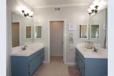 445 Poets Square, Fallbrook, CA 92028 - Photo 17