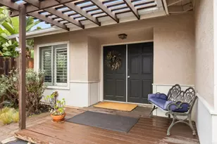 855 Rosemary Ln, Vista, CA 92081 - Photo 3