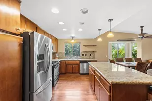 855 Rosemary Ln, Vista, CA 92081 - Photo 5