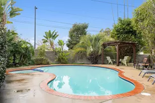 855 Rosemary Ln, Vista, CA 92081 - Photo 19