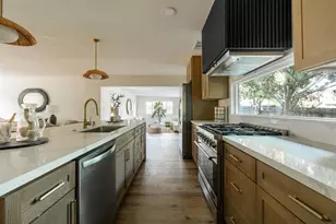 2275 Ivy Rd, Oceanside, CA 92054 - Photo 11