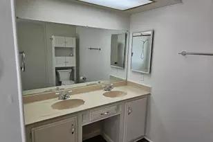 1010 E Bobier Dr, Vista, CA 92084 - Photo 5