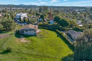 2058 Hawley Dr, Vista, CA 92084 - Photo 3