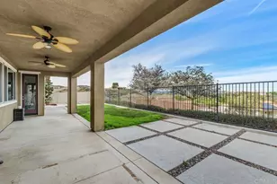 33802 Edge Ln, Temecula, CA 92592 - Photo 27