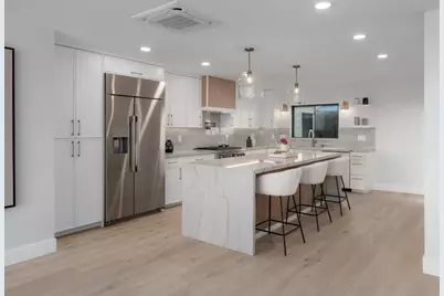 2623 Ocean Front Walk, San Diego, CA 92109 - Photo 9