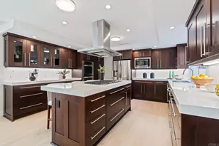 2051 Wales Dr, Cardiff by the Sea, CA 92007 - Photo 17