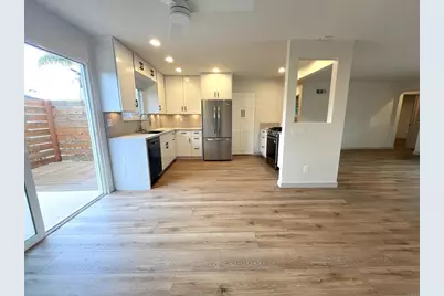 804 & 814 Clark Avenue, Encinitas, CA 92024 - Photo 15