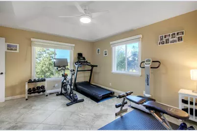 2471 Canyon Creek Road, Escondido, CA 92025 - Photo 17