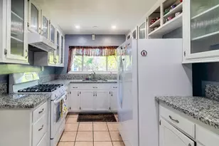 431 Debby St, Fallbrook, CA 92028 - Photo 5