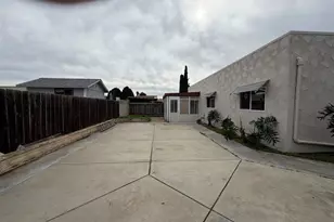 734 N Midway Dr, Escondido, CA 92027 - Photo 23