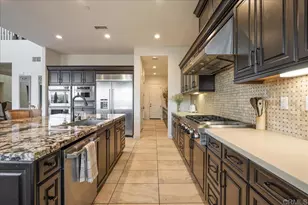 2543 Glasgow Dr, Carlsbad, CA 92010 - Photo 7