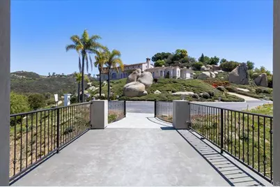 9607 Misty Meadow Lane, Escondido, CA 92026 - Photo 35