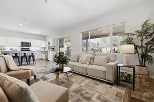 5051 Lake Circle Rd, Fallbrook, CA 92028 - Photo 9