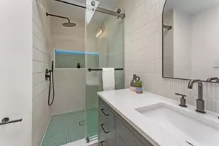 5777 Desert View Dr, La Jolla, CA 92037 - Photo 29