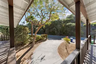 5777 Desert View Dr, La Jolla, CA 92037 - Photo 43