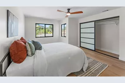 5777 Desert View Dr., La Jolla, CA 92037 - Photo 31