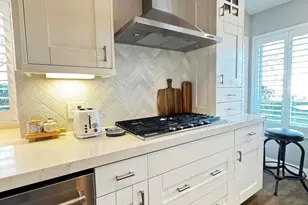 1981 Stonecrest Ct, Vista, CA 92081 - Photo 9