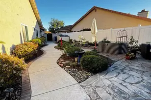 1981 Stonecrest Ct, Vista, CA 92081 - Photo 29