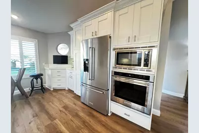 1981 Stonecrest Court, Vista, CA 92081 - Photo 11