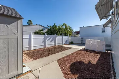 718 Sycamore Avenue #44, Vista, CA 92083 - Photo 21