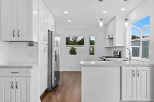 7925 Calle Madrid, Carlsbad, CA 92009 - Photo 15