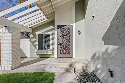 7925 Calle Madrid, Carlsbad, CA 92009 - Photo 3