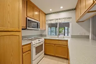 7413 Rowena St, San Diego, CA 92119 - Photo 11