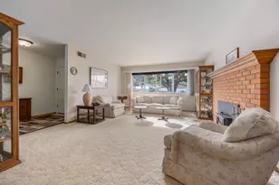 7413 Rowena St, San Diego, CA 92119 - Photo 5