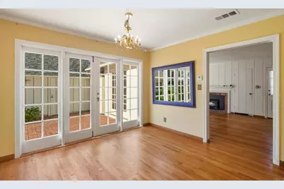 351 Fern Glen, La Jolla, CA 92037 - Photo 9