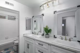 608 Crest Dr, Encinitas, CA 92024 - Photo 31