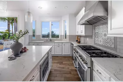 608 Crest Drive, Encinitas, CA 92024 - Photo 11