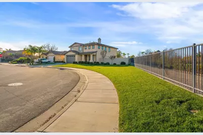 31298 McCartney Drive, Winchester, CA 92596 - Photo 37