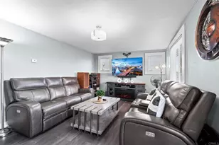 610 S 47th St, San Diego, CA 92113 - Photo 3